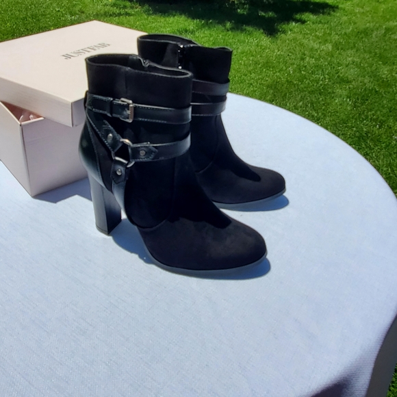 JustFab Lissa bootie in black size 7.5 - Picture 1 of 11